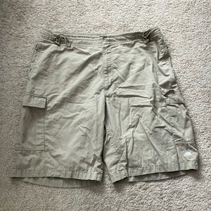 Men’s Nike Cargo Shorts Size XL